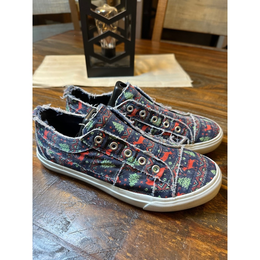 Corkys Babalu 8 Womens Christmas Reindeer Fair Isle Slip On Sneaker Navy Red 8